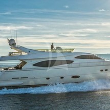 Ferretti 760