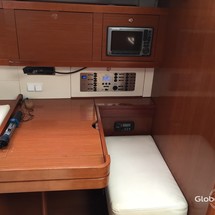 Beneteau Oceanis 50 Family