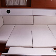 Beneteau Oceanis 48