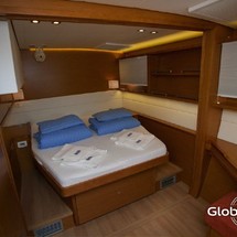 Lagoon 560