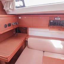 Beneteau Oceanis 48
