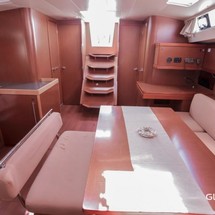 Beneteau Oceanis 48