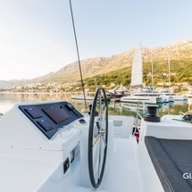 Lagoon 450 F