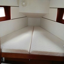 Beneteau Oceanis 35