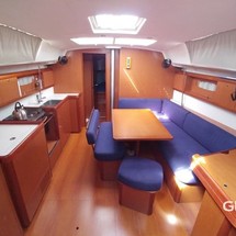 Beneteau Oceanis 43