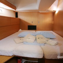 Jeanneau 53