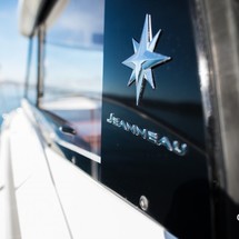 Jeanneau Merry Fisher 855