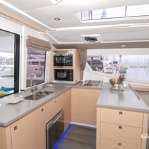 Fountaine Pajot Helia 44