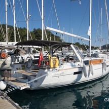 Beneteau Oceanis 45