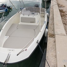 Quicksilver Activ 555 Open