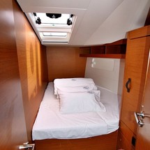 Jeanneau 54