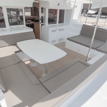 Lagoon 450 F