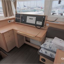 Lagoon 450 F