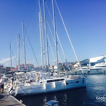 Beneteau Oceanis 38