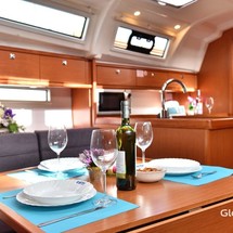 Bavaria 37 Cruiser