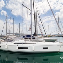 Beneteau Oceanis 51.1