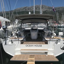 Beneteau Oceanis 51.1