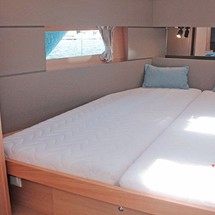Beneteau Oceanis 38.1