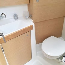 Beneteau Oceanis 38.1