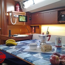 Beneteau Oceanis 48