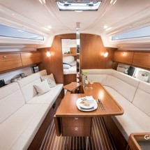 Bavaria CRUISER 34