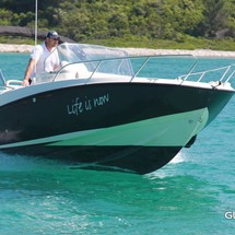 Quicksilver Activ 675 Sundeck