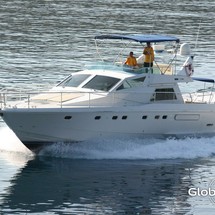 Ferretti 52