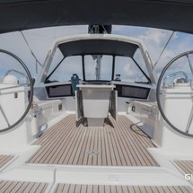 Beneteau Oceanis 48