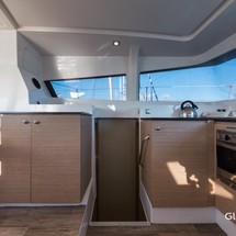 Bali catamarans 4.0 lounge