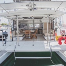 Bali catamarans 4.0 lounge