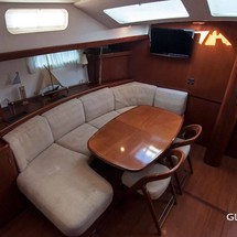 Beneteau 57
