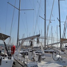 Beneteau Oceanis 48