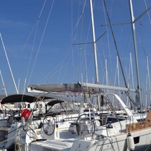 Beneteau Oceanis 48