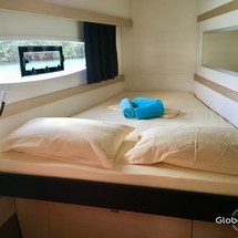 Fountaine Pajot Lucia 40