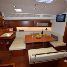 Beneteau Oceanis 48