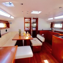 Beneteau Oceanis 48