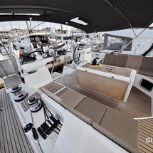 Jeanneau 54