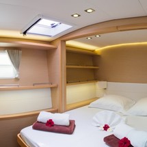 Lagoon 560