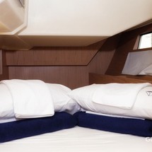 Beneteau Oceanis 41.1