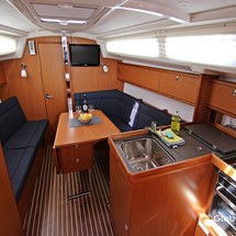Bavaria CRUISER 34