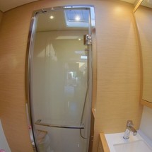 Lagoon 560