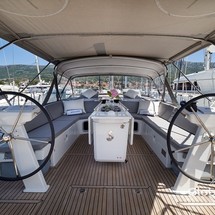 Beneteau Oceanis 51.1