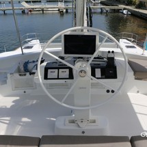 Lagoon 52