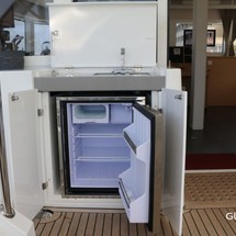 Lagoon 52