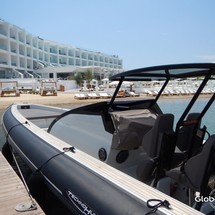Technohull omega 41