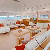 Lagoon 620