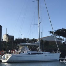Beneteau Oceanis 37