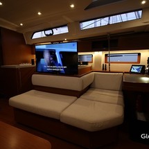 Beneteau Oceanis 51.1