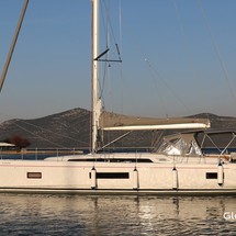 Beneteau Oceanis 51.1