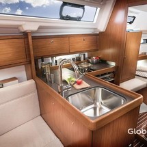 Bavaria CRUISER 34